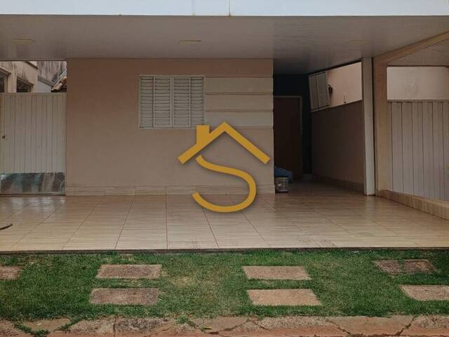 #11 - Casa para Venda em Marília - SP